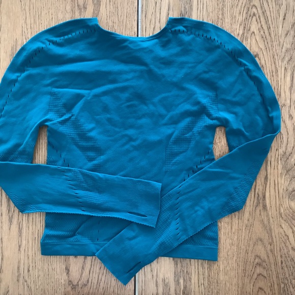 Fabletics Long sleeve - Picture 2 of 2